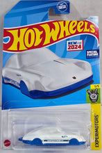 Load image into Gallery viewer, Hot Wheels  Porsche 911 Carrera 
