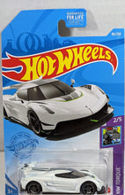 Load image into Gallery viewer, Hot Wheels 2020 Koenigsegg Jesko
